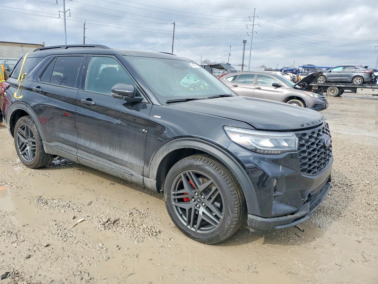 2025 FORD EXPLORER ST-LINE photo 4