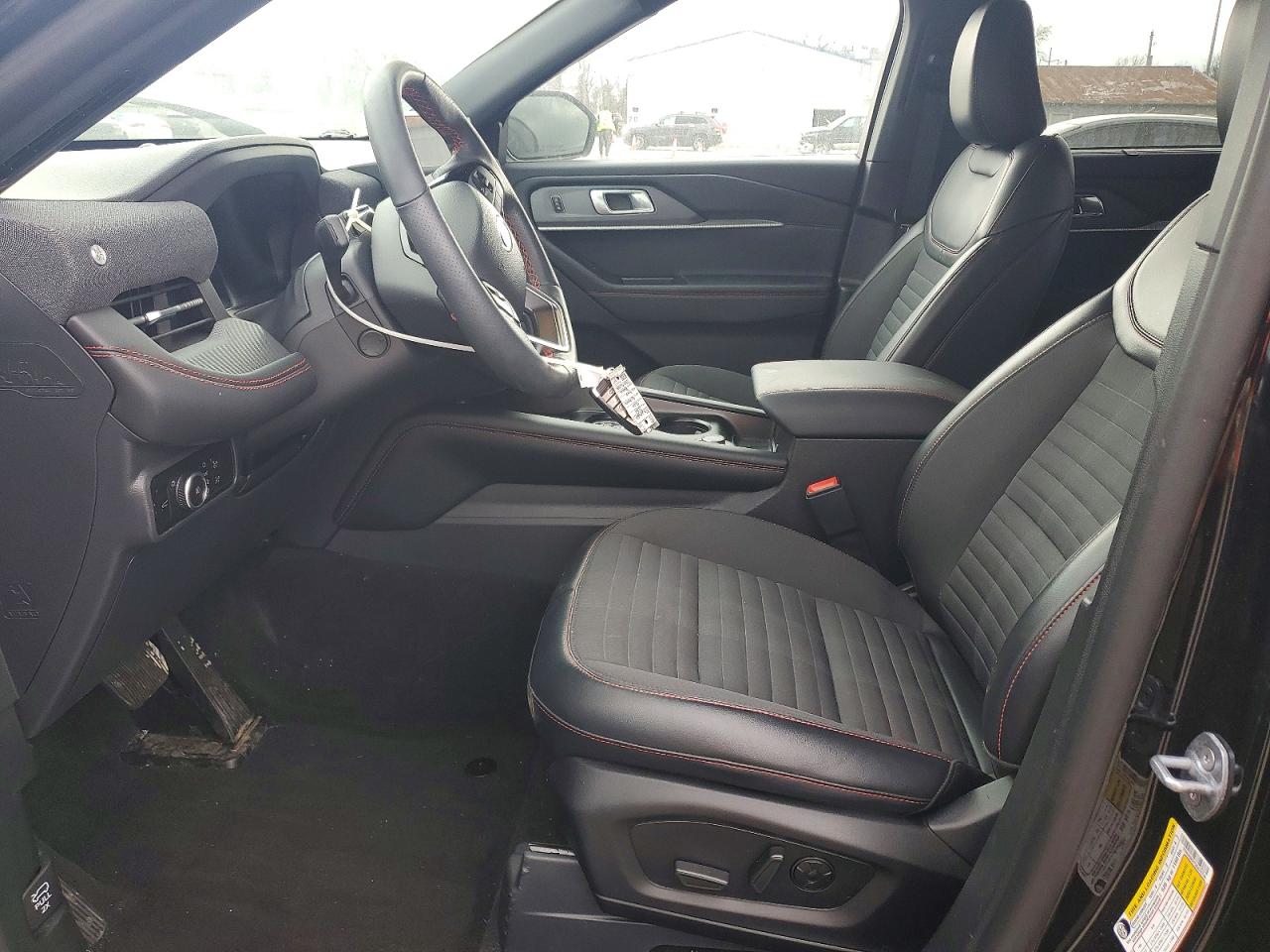 2025 FORD EXPLORER ST-LINE photo 7