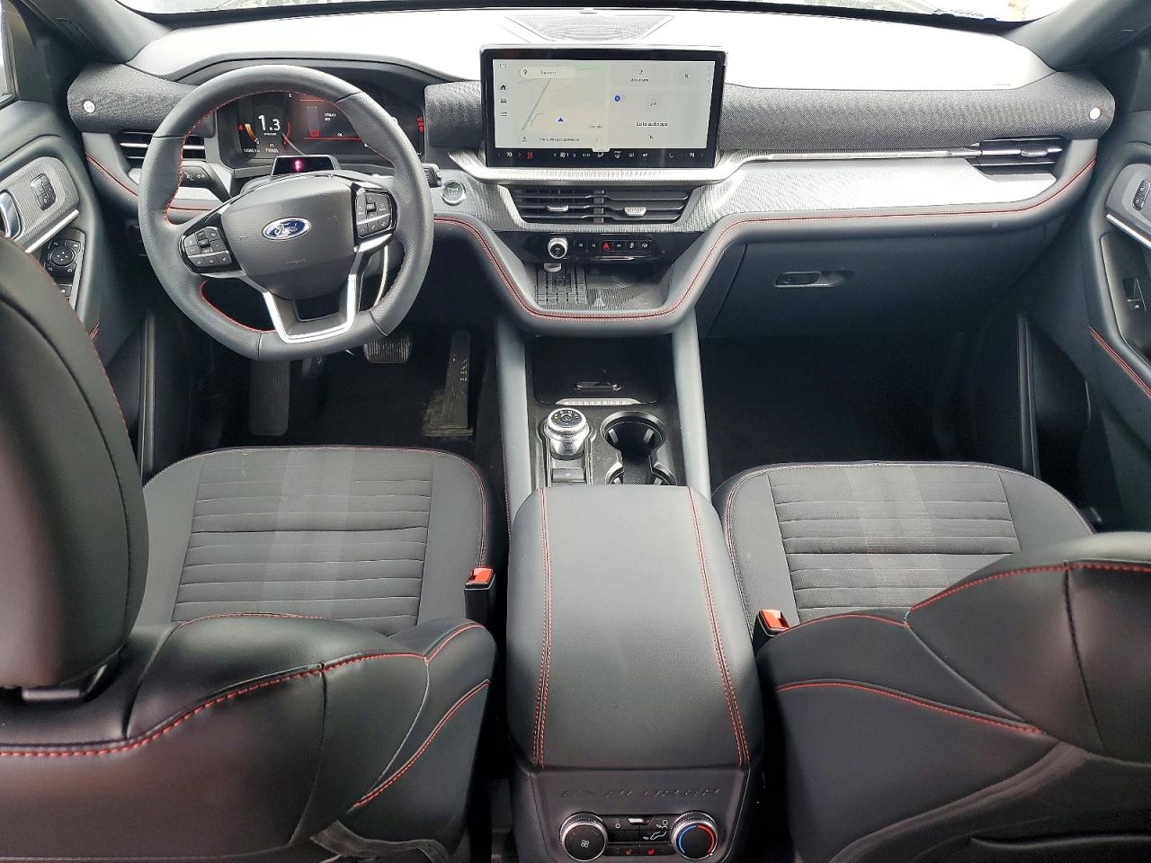 2025 FORD EXPLORER ST-LINE photo 8