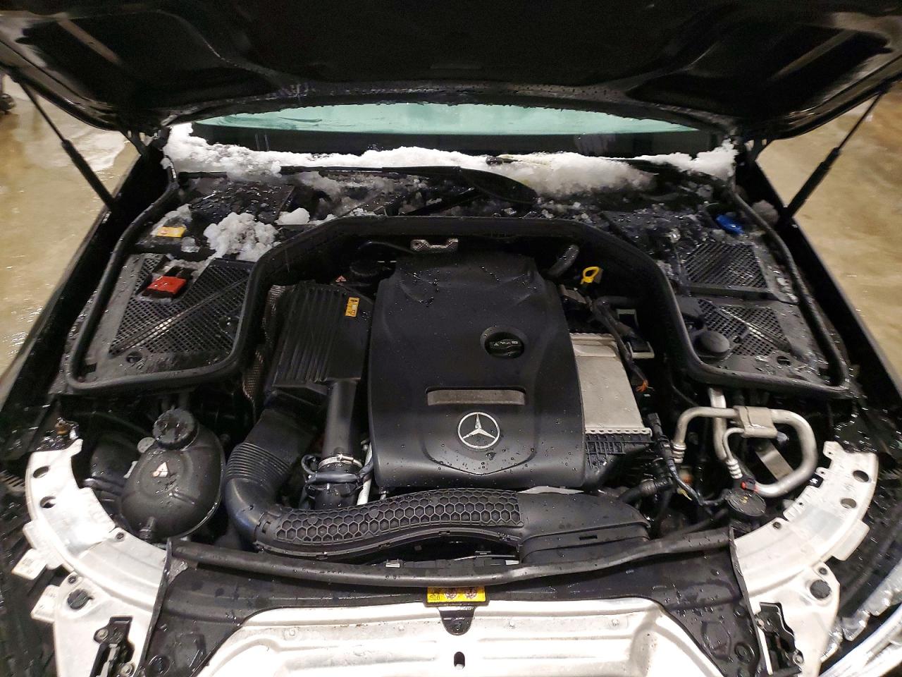 2015 MERCEDES-BENZ C 300 4MATIC photo 31