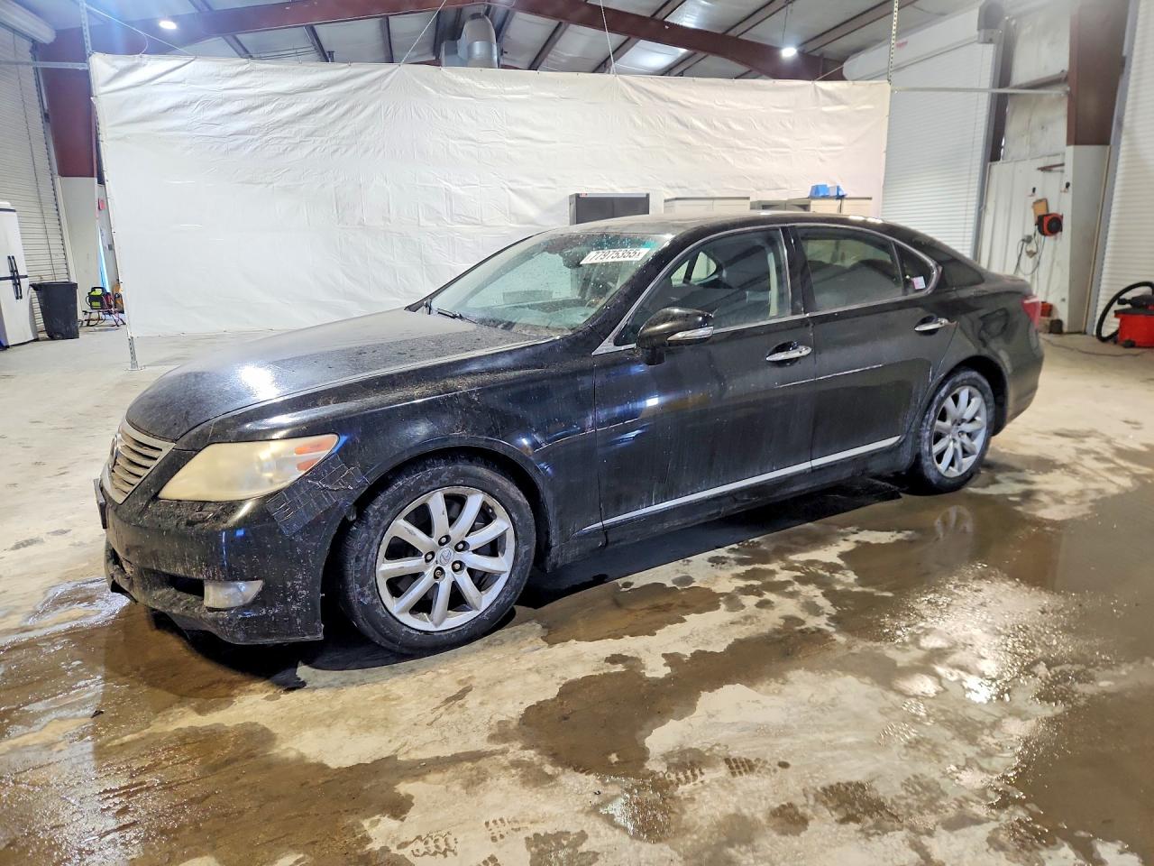 2011 LEXUS LS
