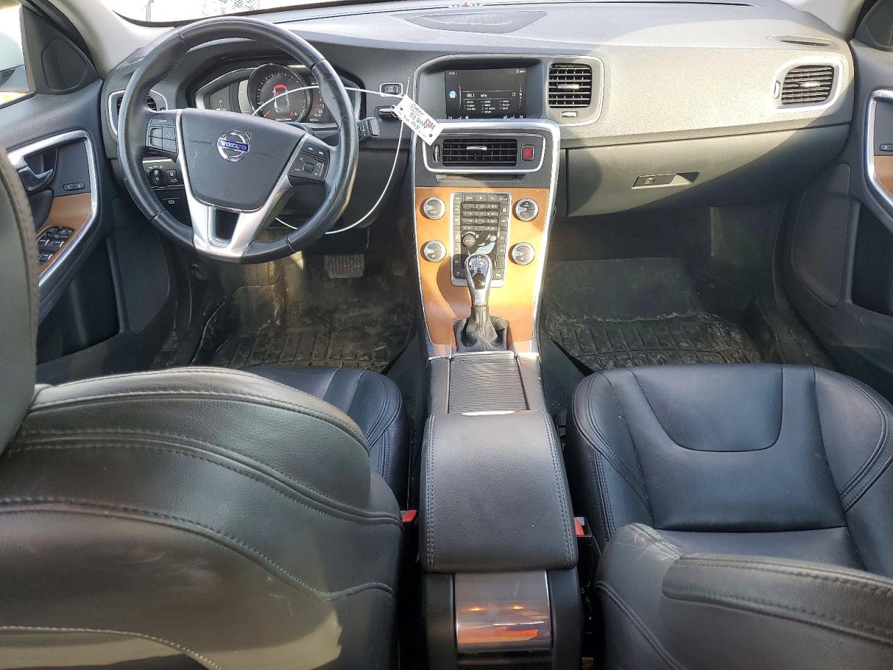 2016 VOLVO S60 PREMIER photo 15