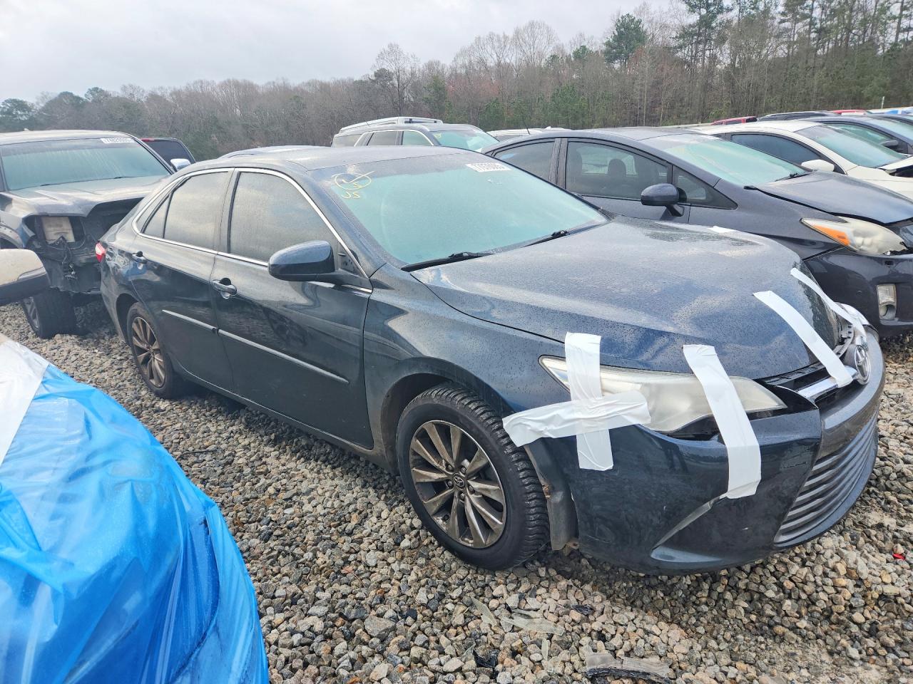 2015 TOYOTA CAMRY LE photo 4