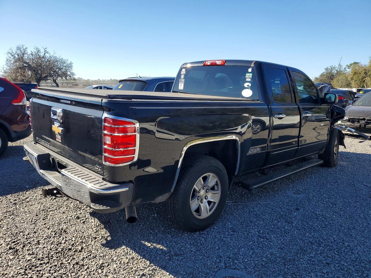 2015 CHEVROLET SILVERADO C1500 LT photo 5