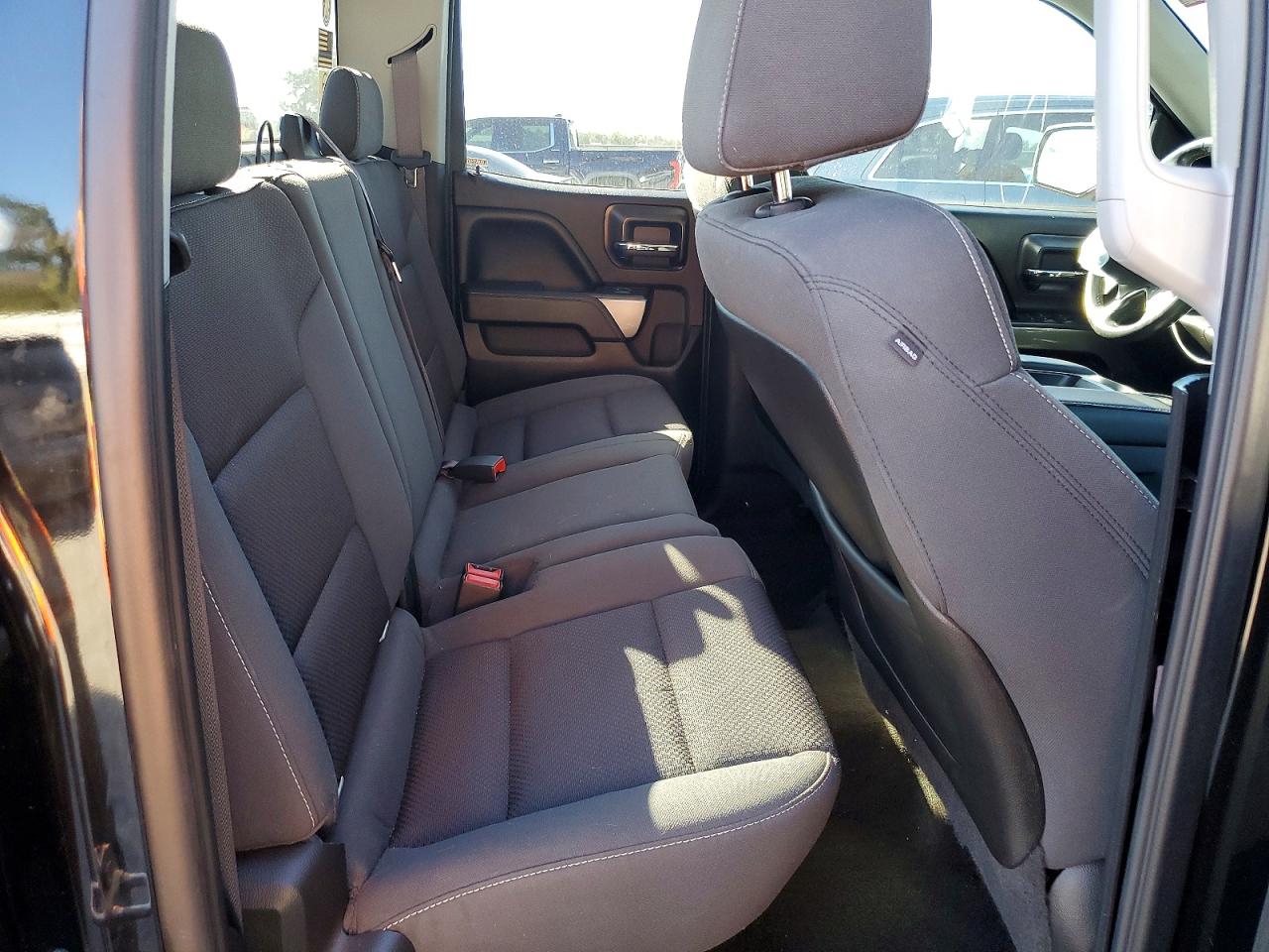 2015 CHEVROLET SILVERADO C1500 LT photo 19