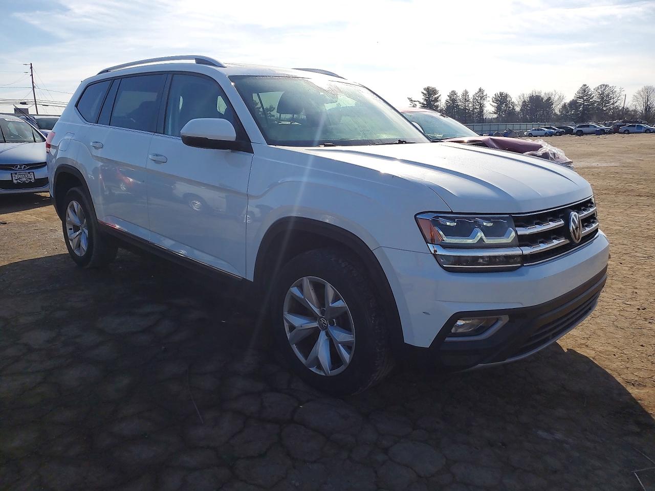 2018 VOLKSWAGEN ATLAS SEL photo 7