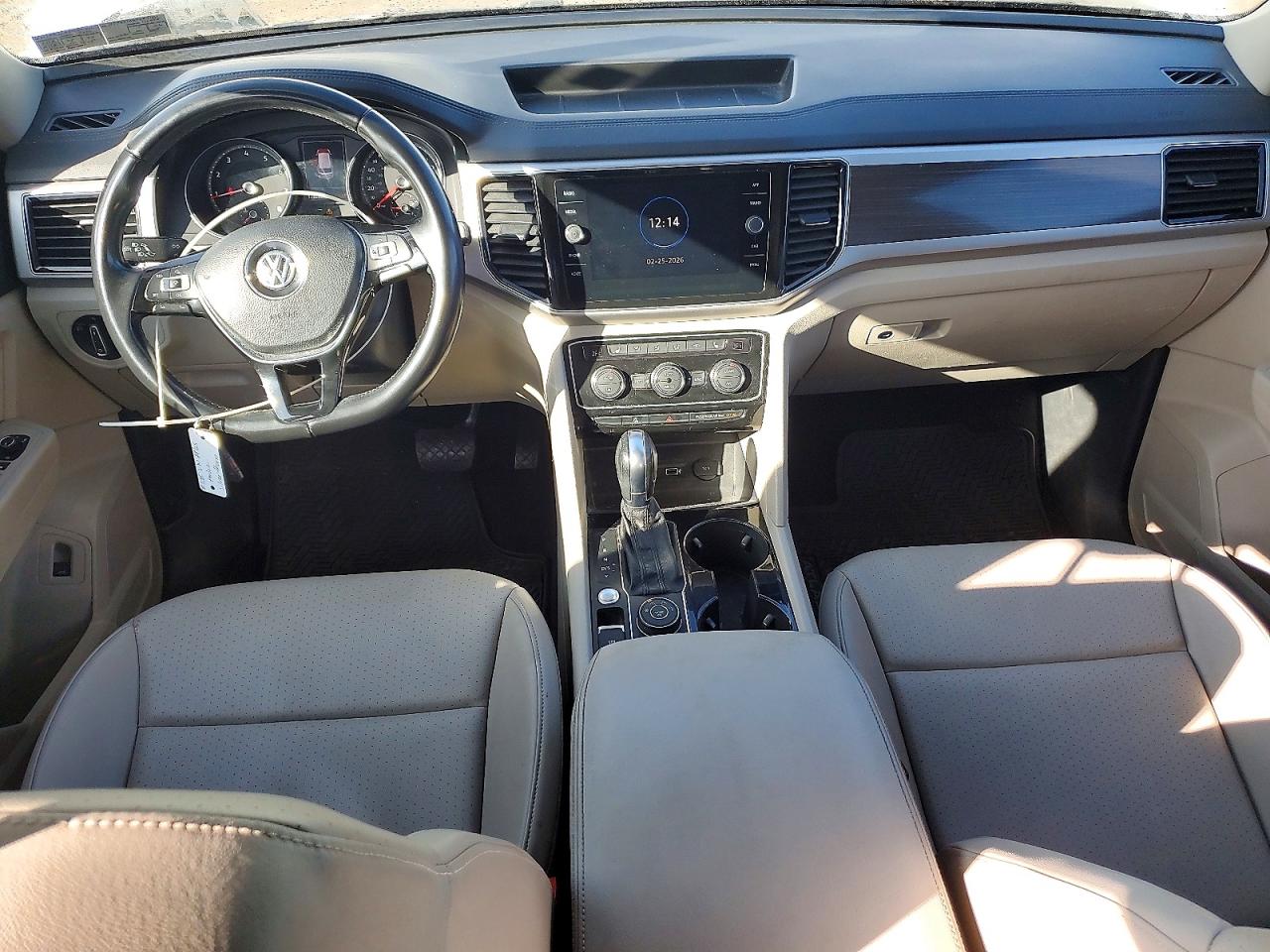 2018 VOLKSWAGEN ATLAS SEL photo 15