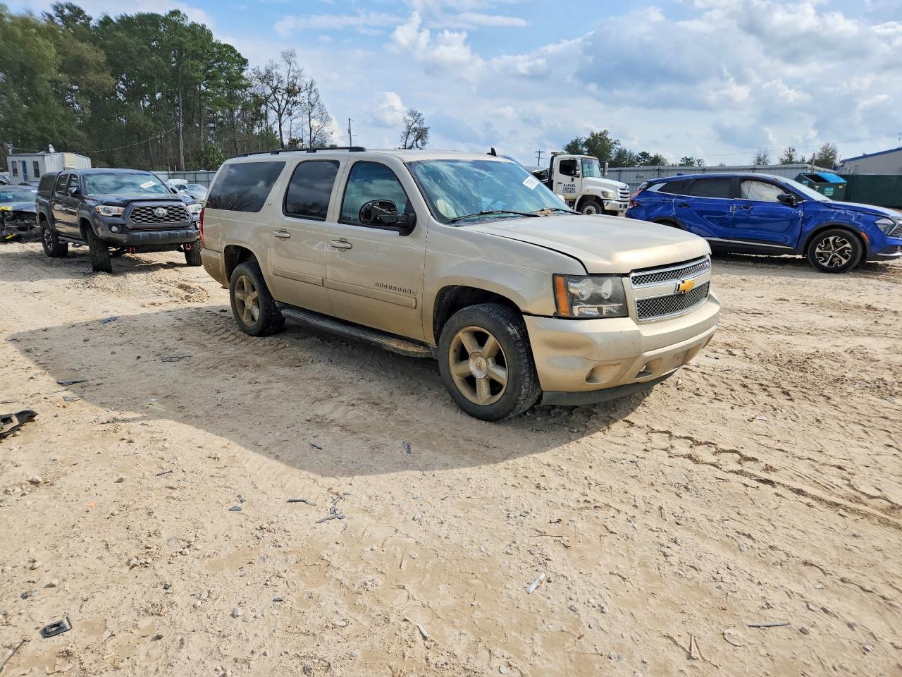 2008 CHEVROLET SUBURBAN K1500 LS photo 4
