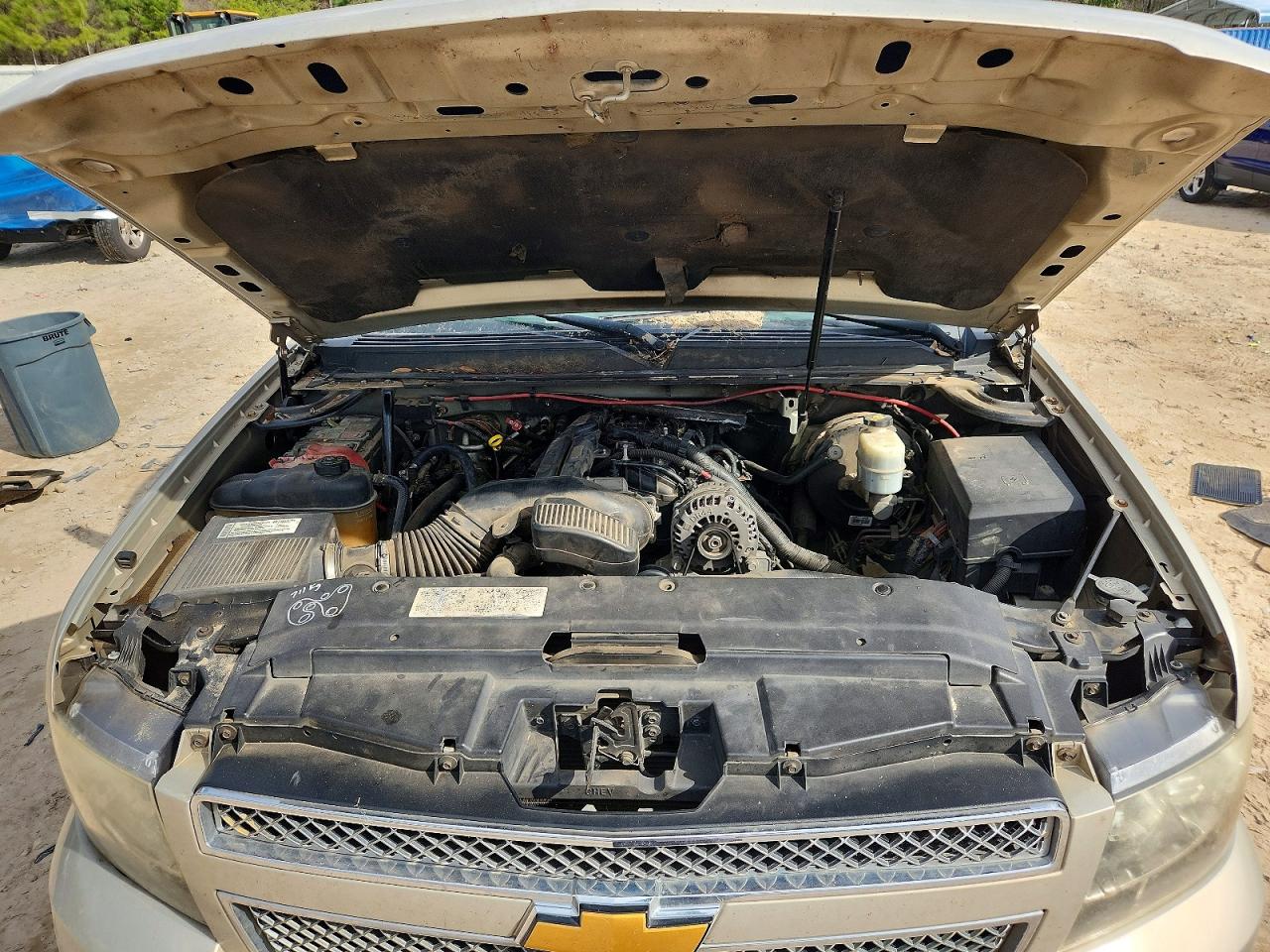 2008 CHEVROLET SUBURBAN K1500 LS photo 12