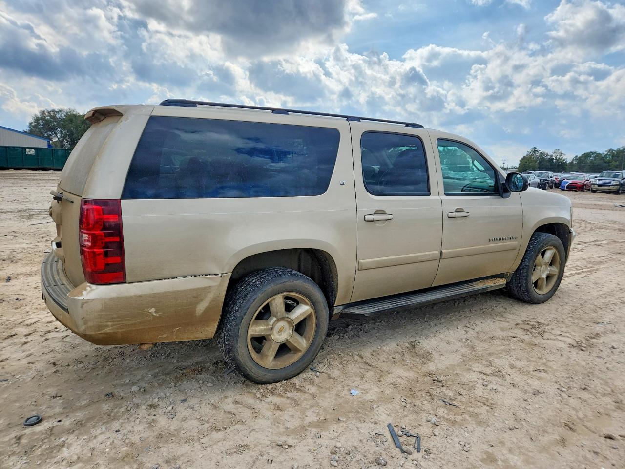 2008 CHEVROLET SUBURBAN K1500 LS photo 3