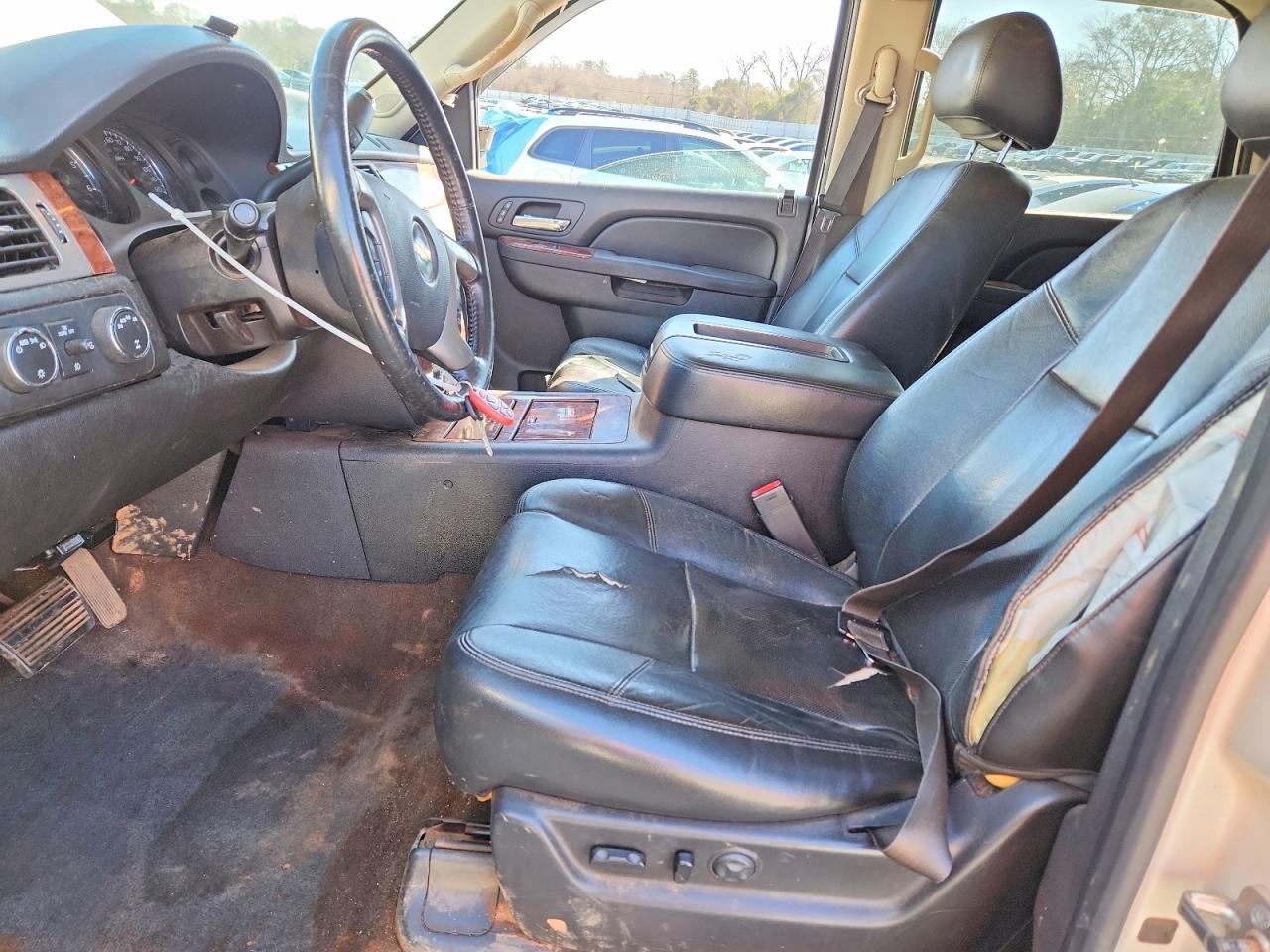 2013 CHEVROLET TAHOE K1500 LTZ photo 19