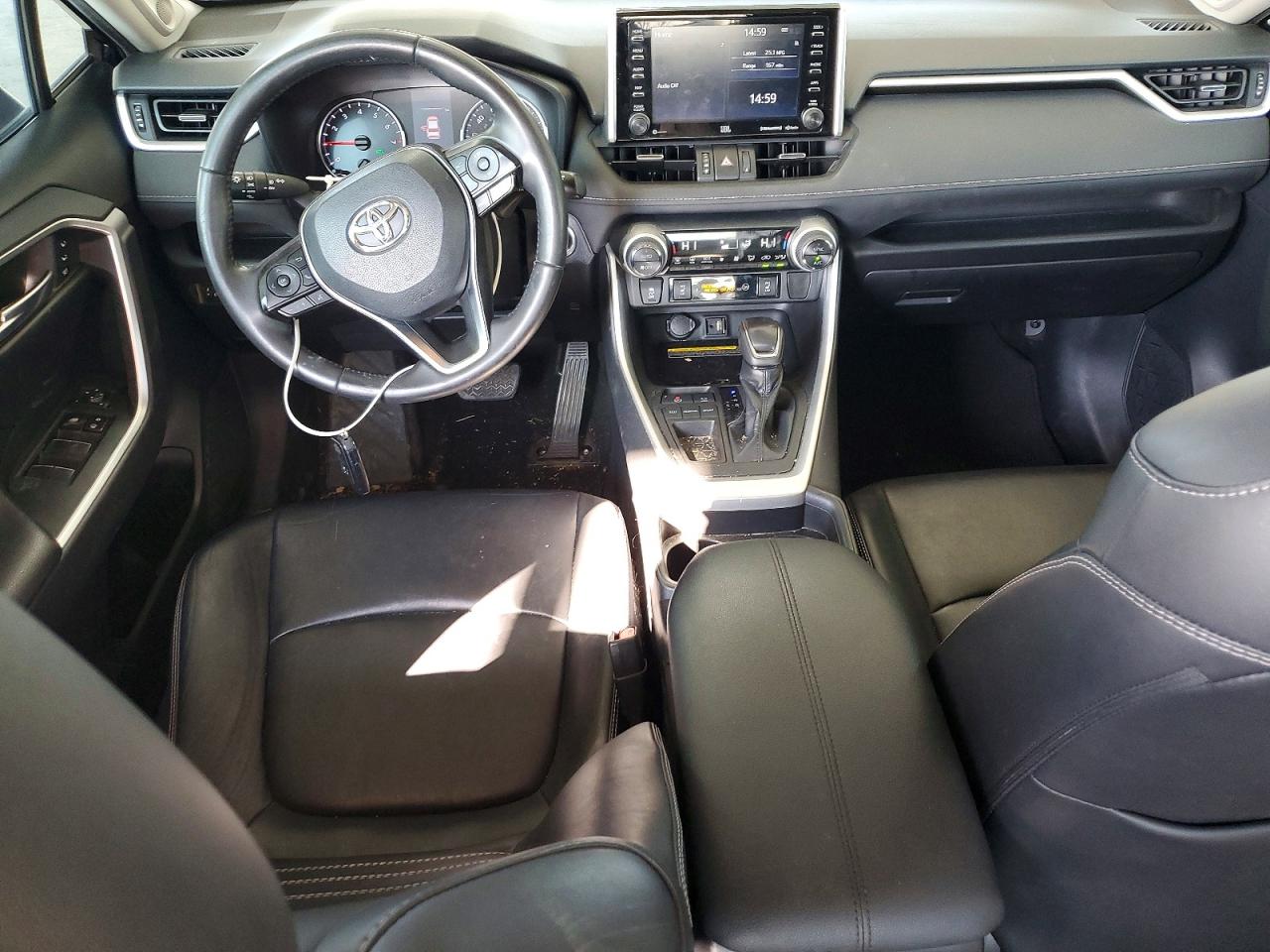 2019 TOYOTA RAV4 XLE PREMIUM photo 15