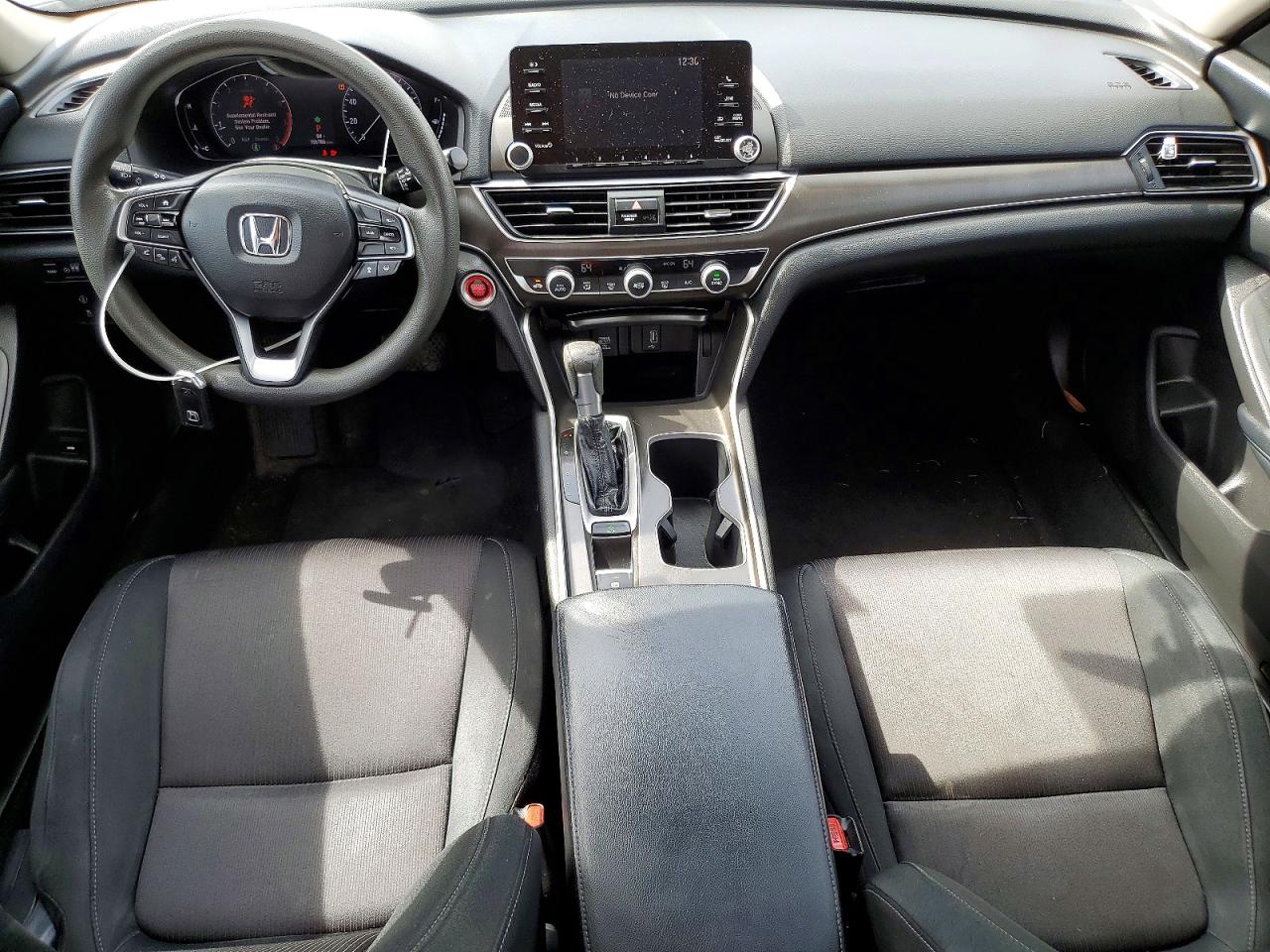 2018 HONDA ACCORD LX photo 8