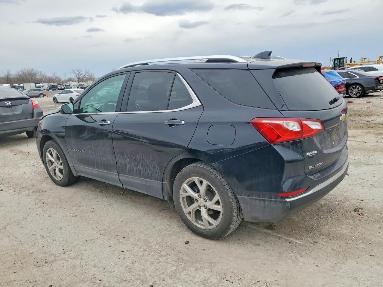 2020 CHEVROLET EQUINOX PREMIER photo 3