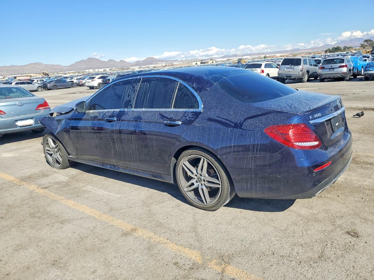 2018 MERCEDES-BENZ E 300 photo 2
