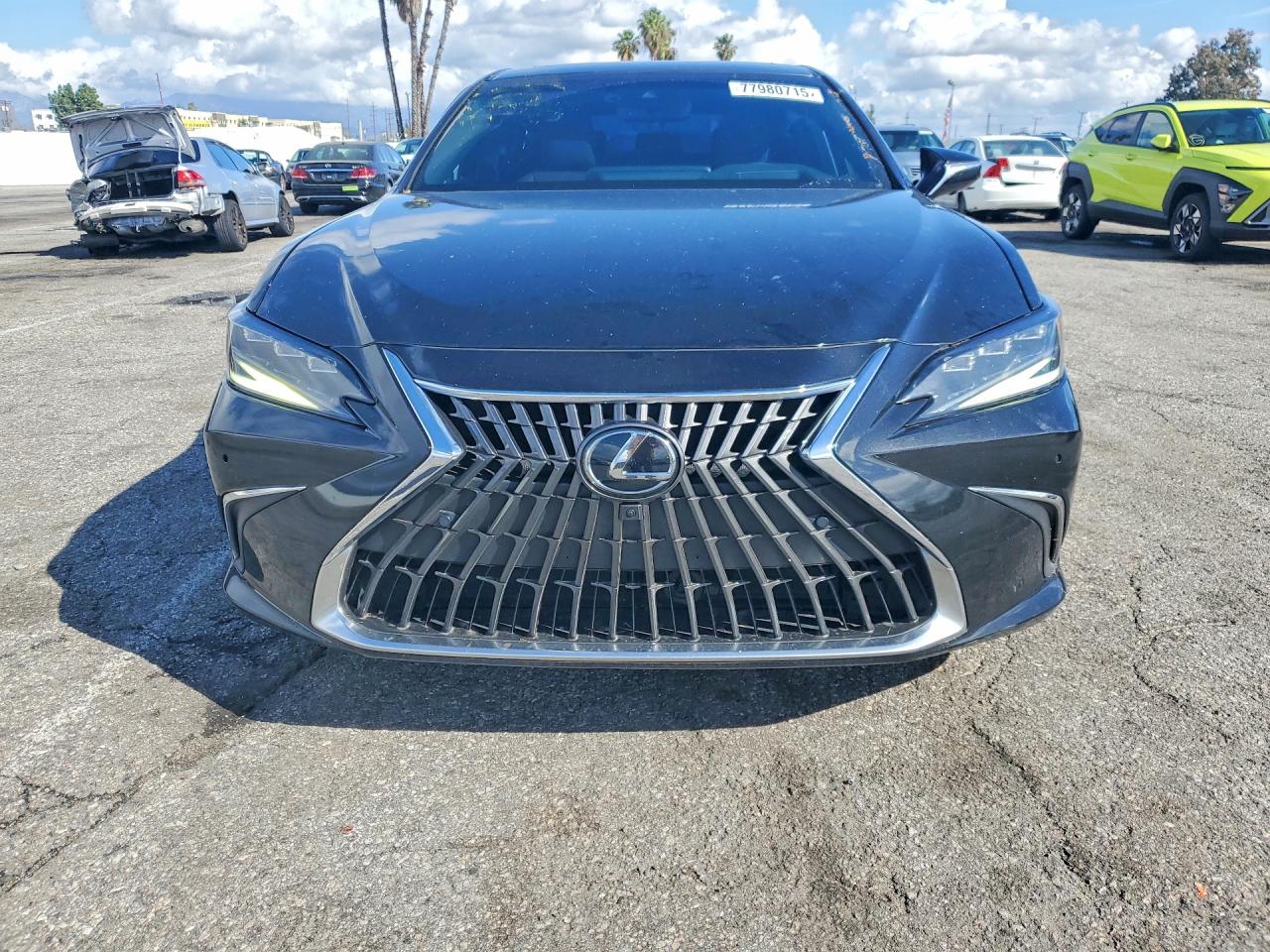 2023 LEXUS ES 300H BASE photo 9