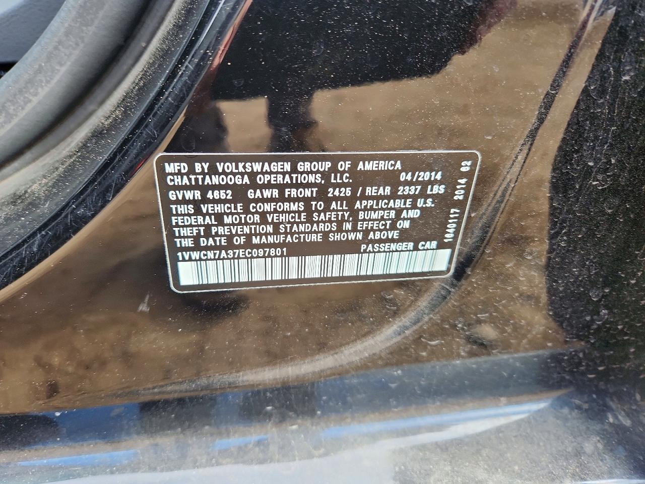 2014 VOLKSWAGEN PASSAT SEL photo 12