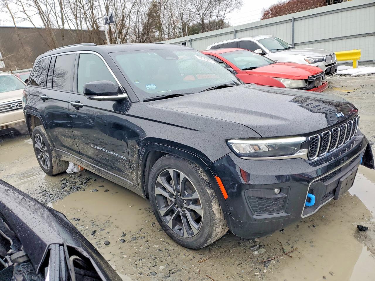 2023 JEEP GRAND CHEROKEE OVERLAND 4XE photo 7