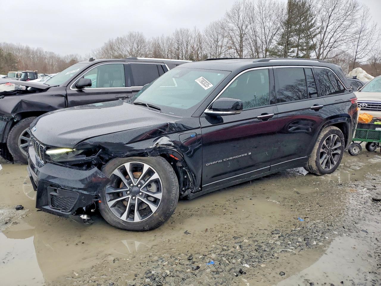 2023 JEEP GRAND CHEROKEE