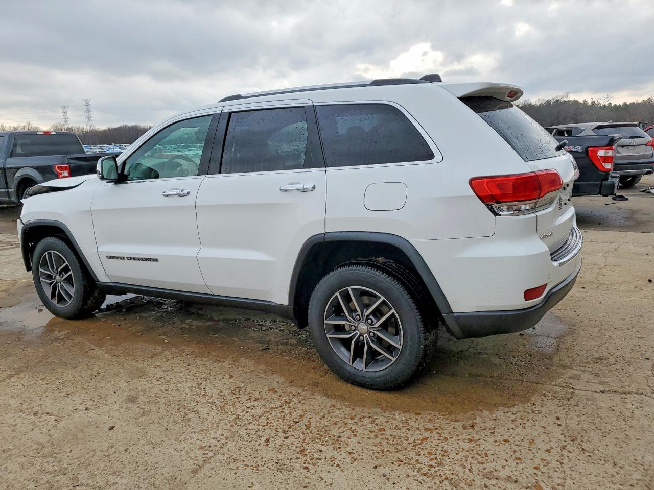 2018 JEEP GRAND CHEROKEE LIMITED photo 4