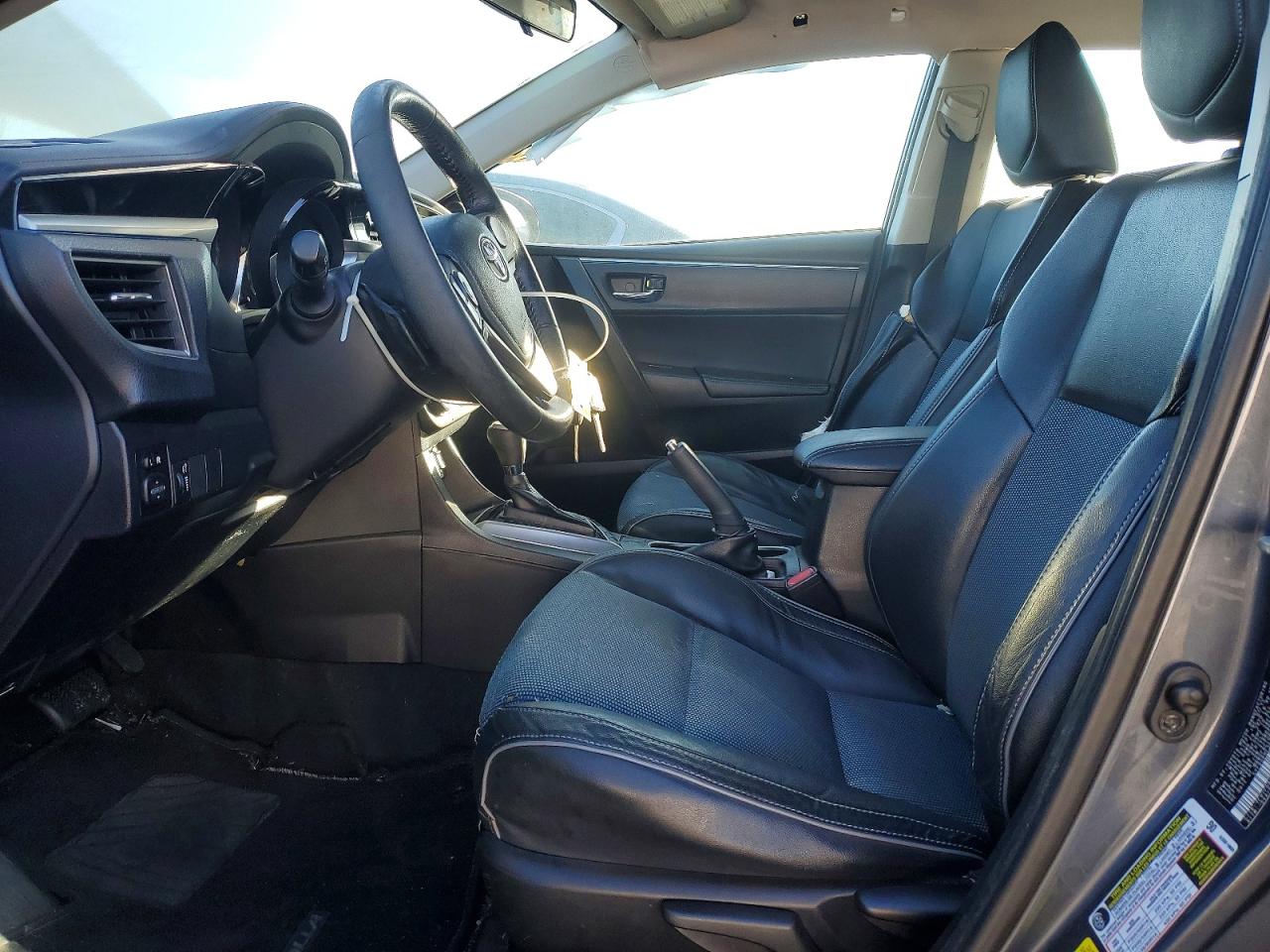 2014 TOYOTA COROLLA S photo 7