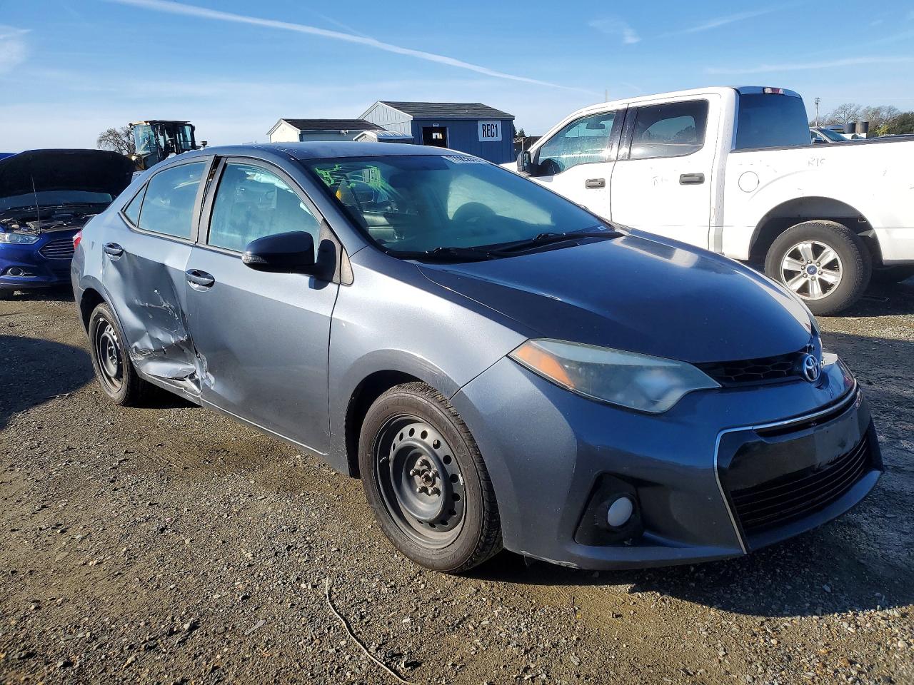 2014 TOYOTA COROLLA S photo 4
