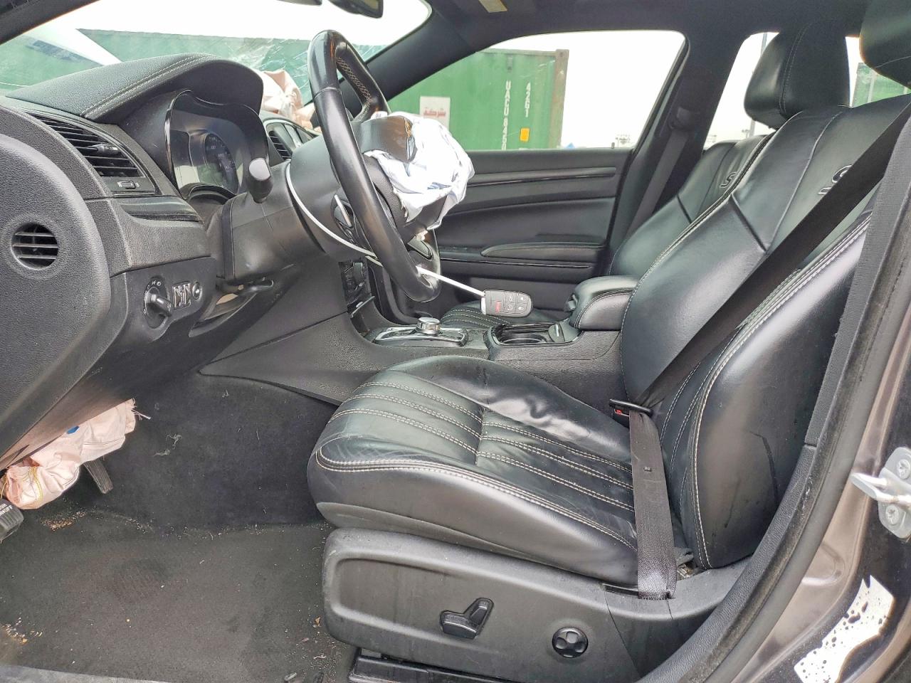 2015 CHRYSLER 300 S photo 13