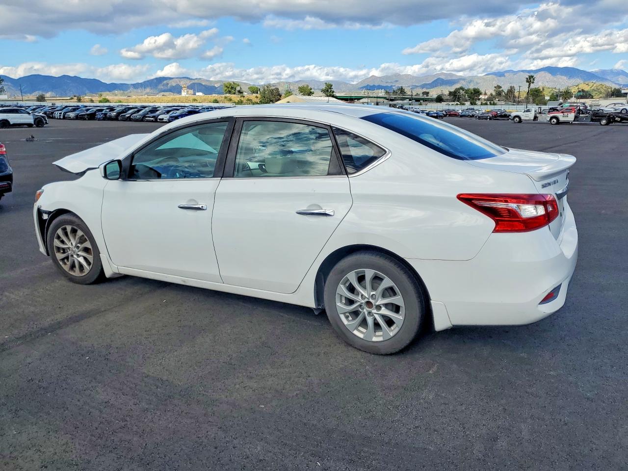 2017 NISSAN SENTRA S photo 4