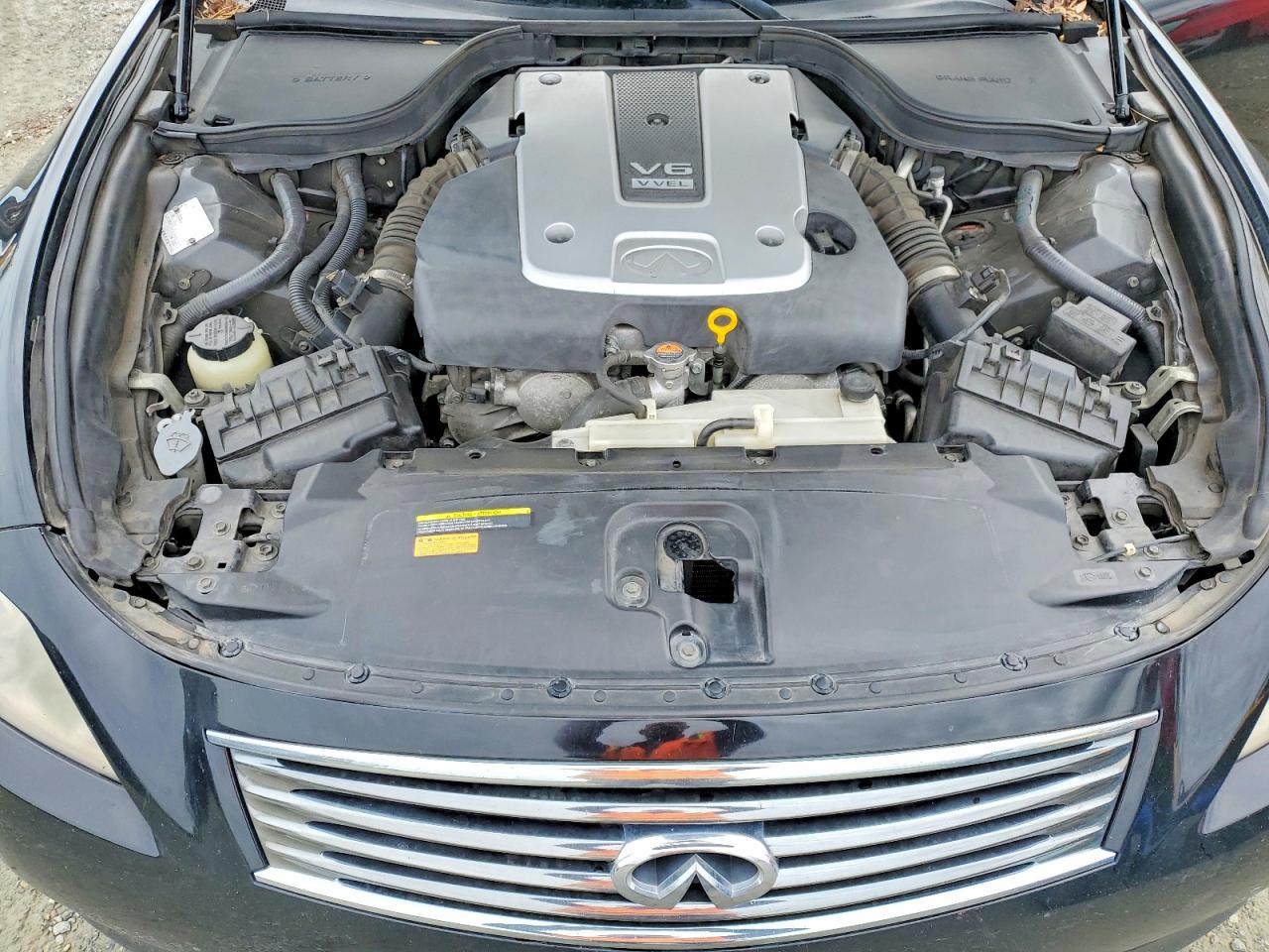 2010 INFINITI G37 photo 11