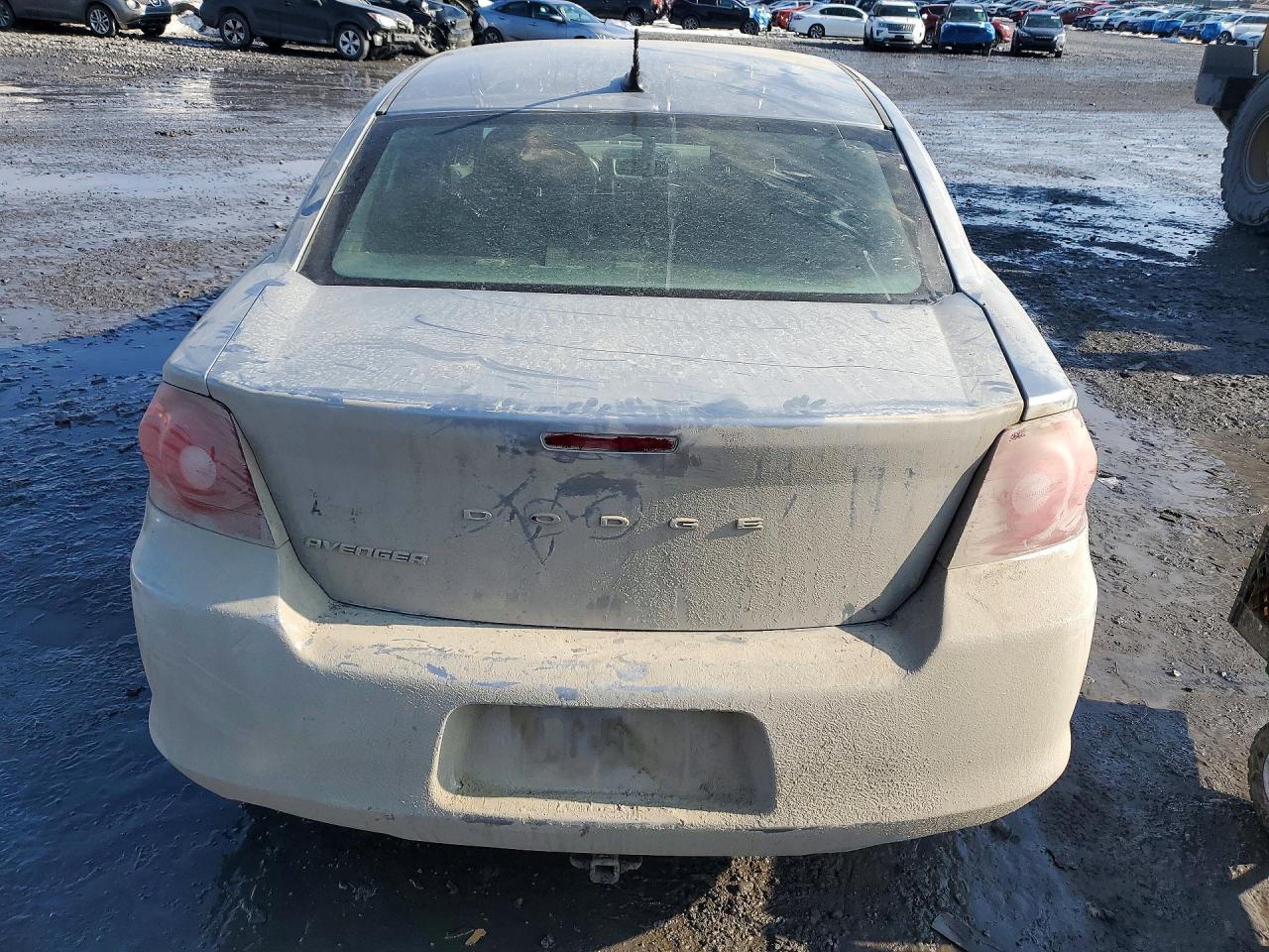 2014 DODGE AVENGER SE photo 11