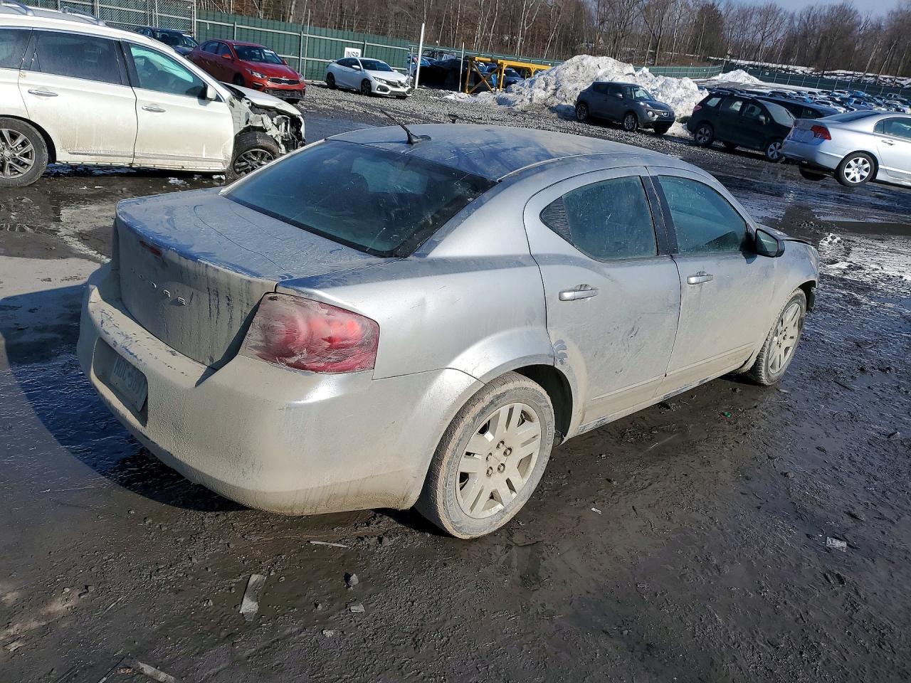 2014 DODGE AVENGER SE photo 5