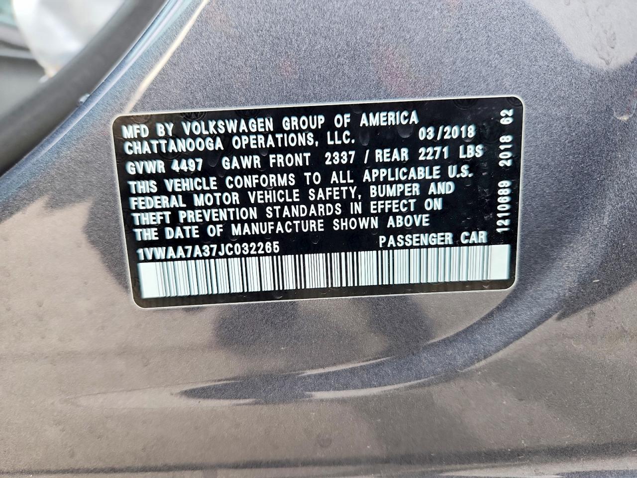 2018 VOLKSWAGEN PASSAT S photo 34