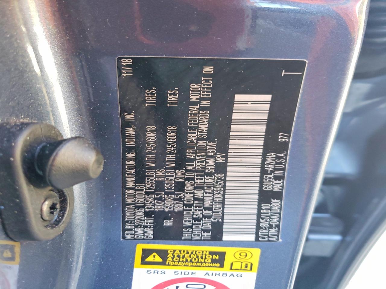 2019 TOYOTA HIGHLANDER SE photo 25
