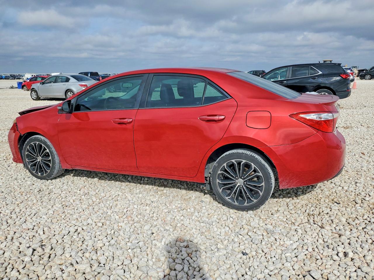2016 TOYOTA COROLLA S PLUS photo 3