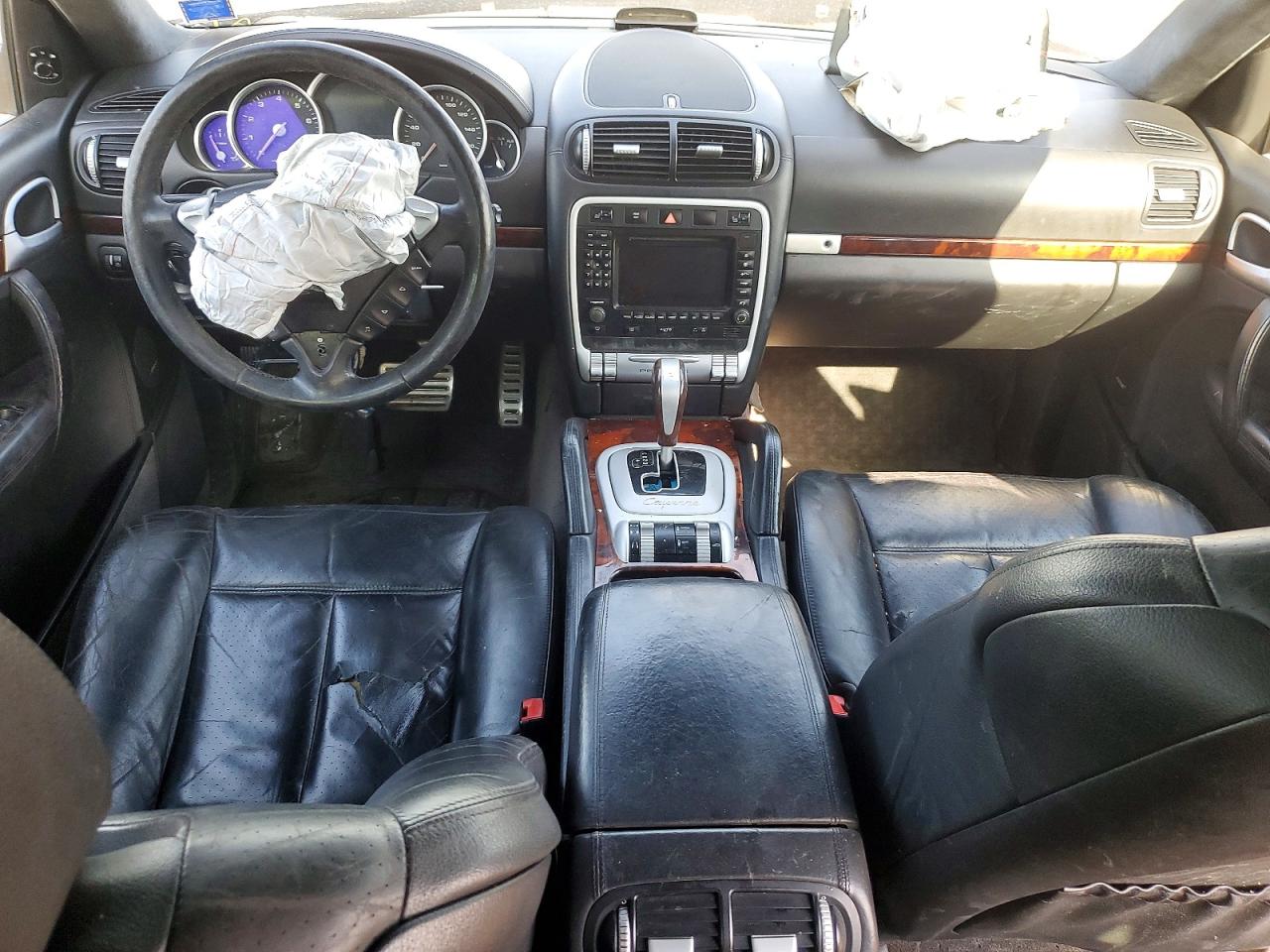 2005 PORSCHE CAYENNE TURBO photo 15