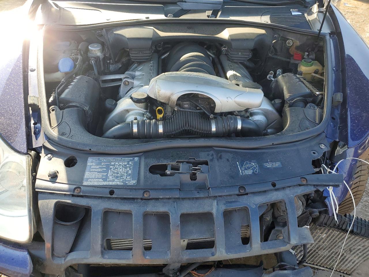 2005 PORSCHE CAYENNE TURBO photo 21