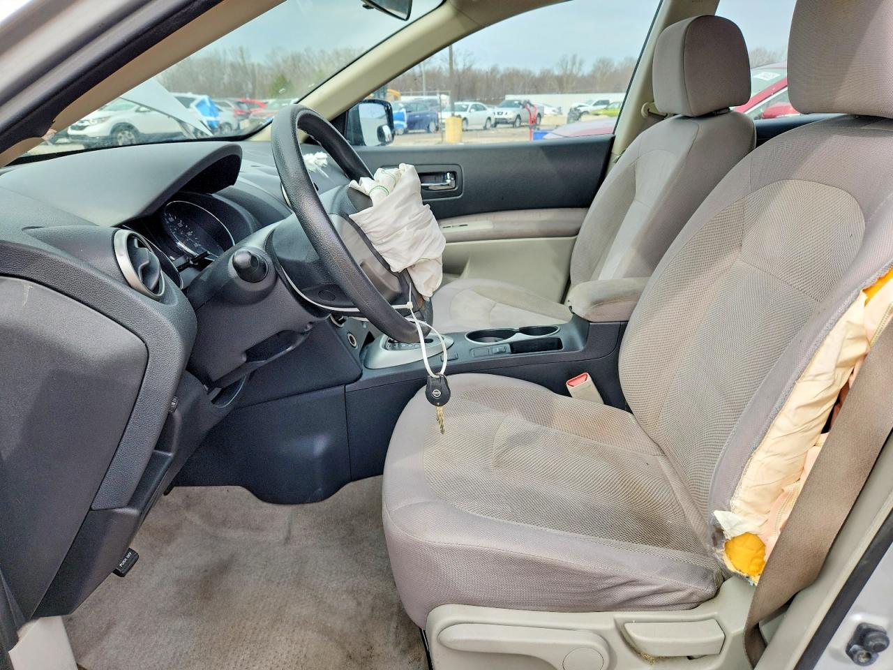 2013 NISSAN ROGUE S photo 13