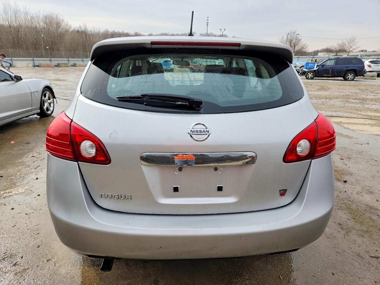 2013 NISSAN ROGUE S photo 11