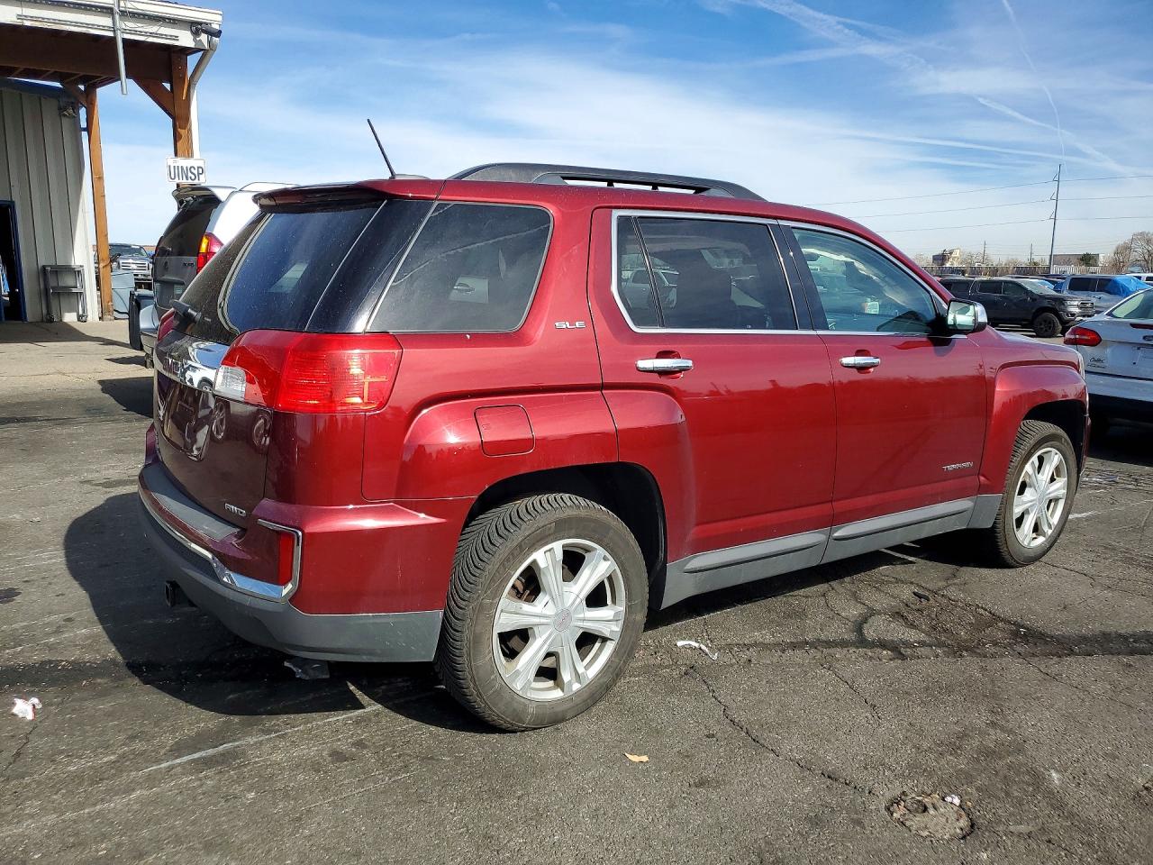 2017 GMC TERRAIN SLE photo 3