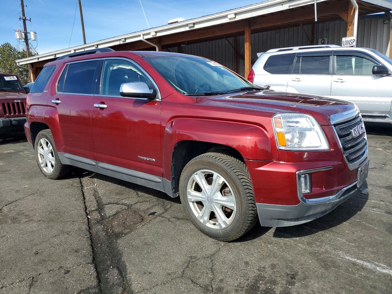 2017 GMC TERRAIN SLE photo 4