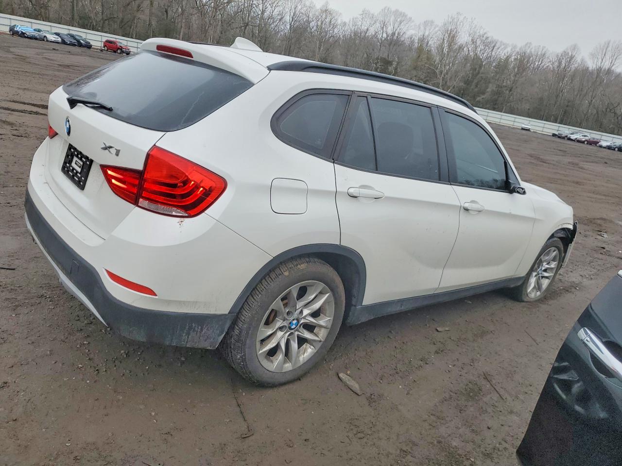 2015 BMW X1 XDRIVE28I photo 3