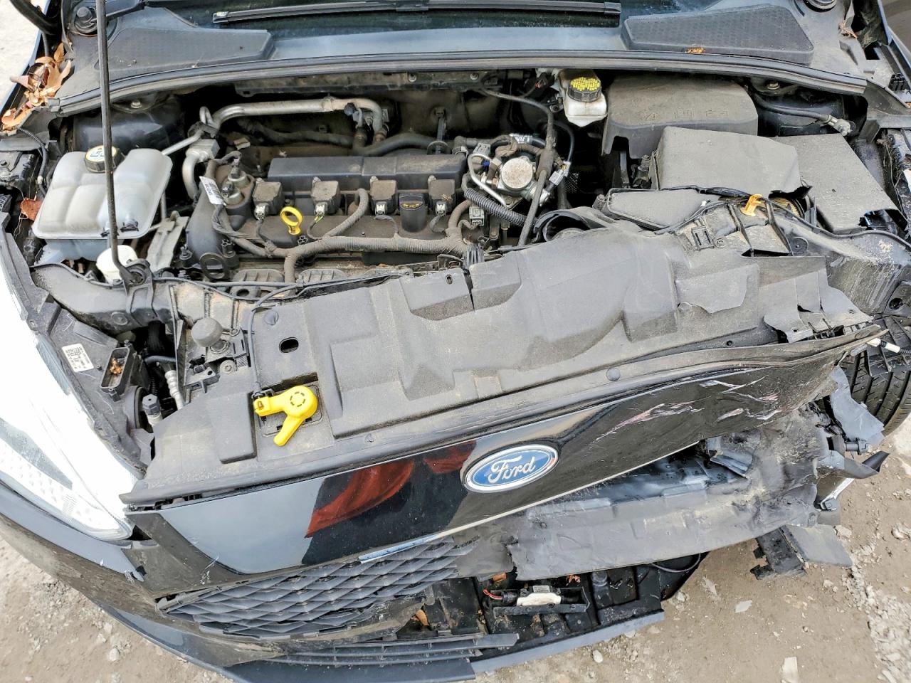 2018 FORD FOCUS SE photo 11