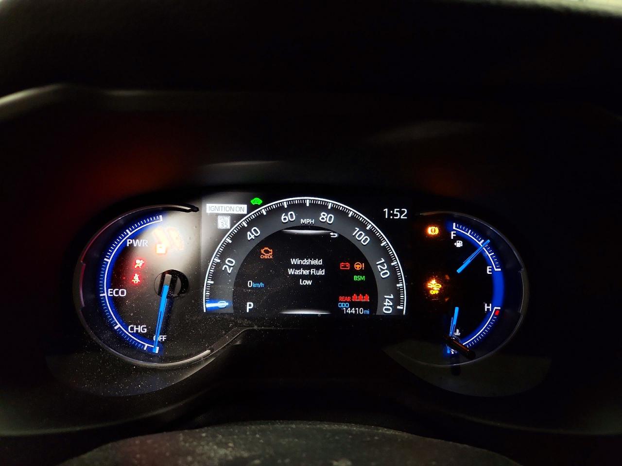 2025 TOYOTA RAV4 photo 9