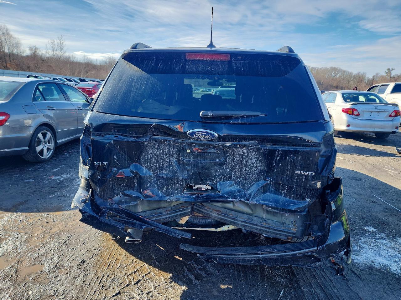 2018 FORD EXPLORER XLT photo 11