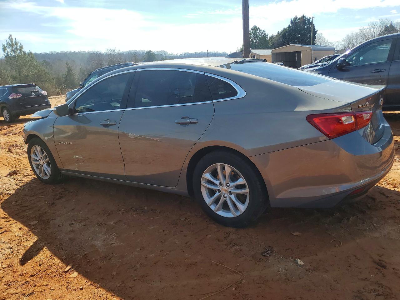 2018 CHEVROLET MALIBU LT photo 4