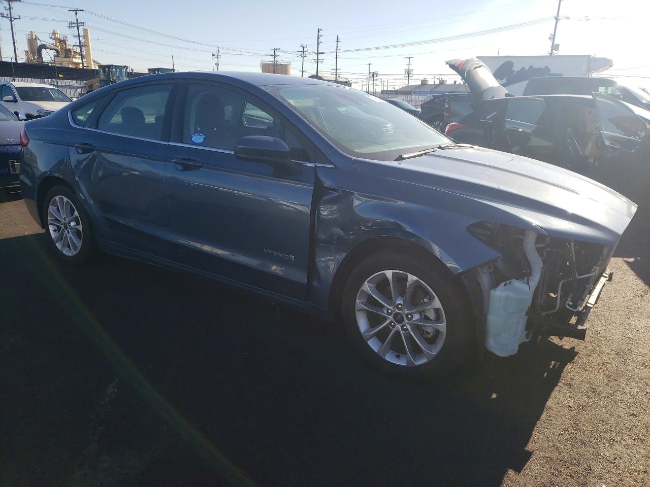 2019 FORD FUSION SE photo 7