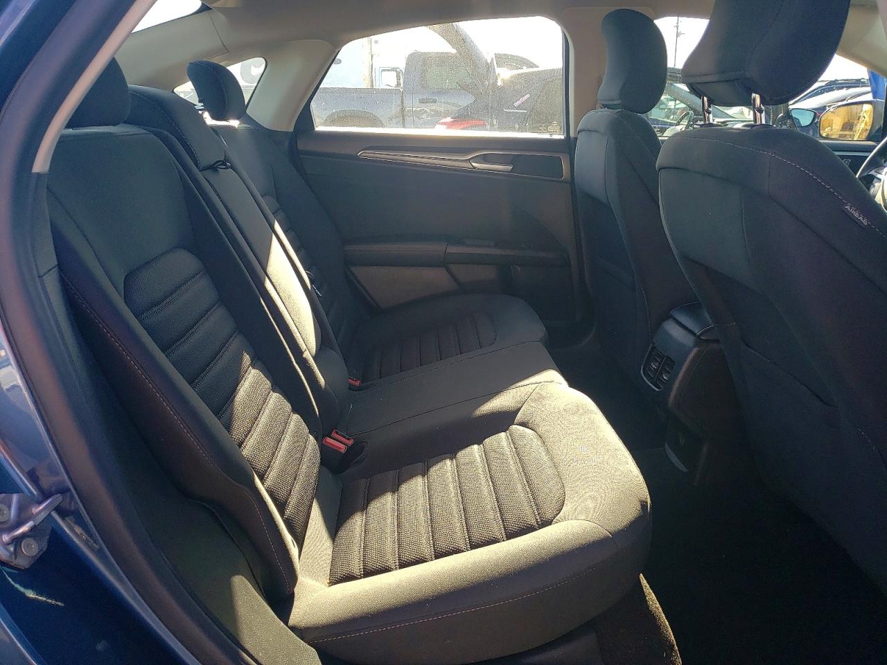 2019 FORD FUSION SE photo 19
