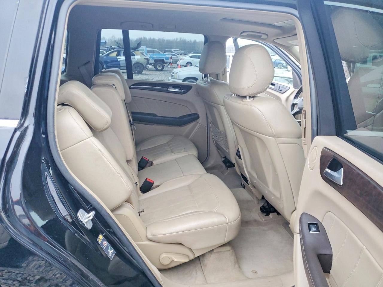 2016 MERCEDES-BENZ GL 450 4MATIC photo 21