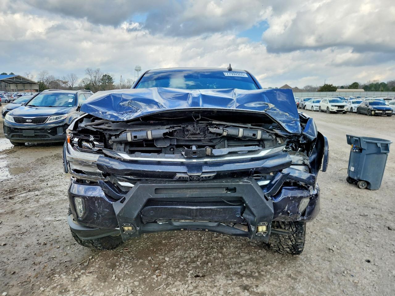 2018 CHEVROLET SILVERADO K1500 LTZ photo 5