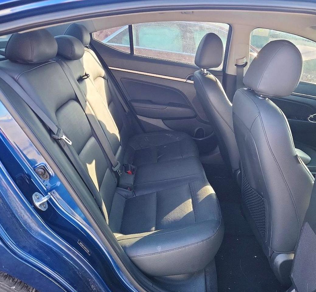 2017 HYUNDAI ELANTRA SE photo 19